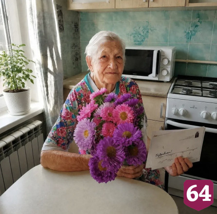 В Саратовской области ветеран войны в 98 лет ухаживает за цветами